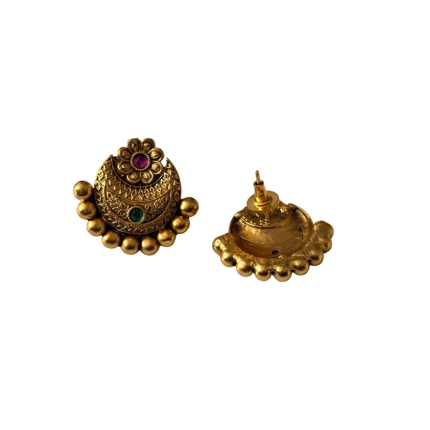 Stunning cute antique gold stud