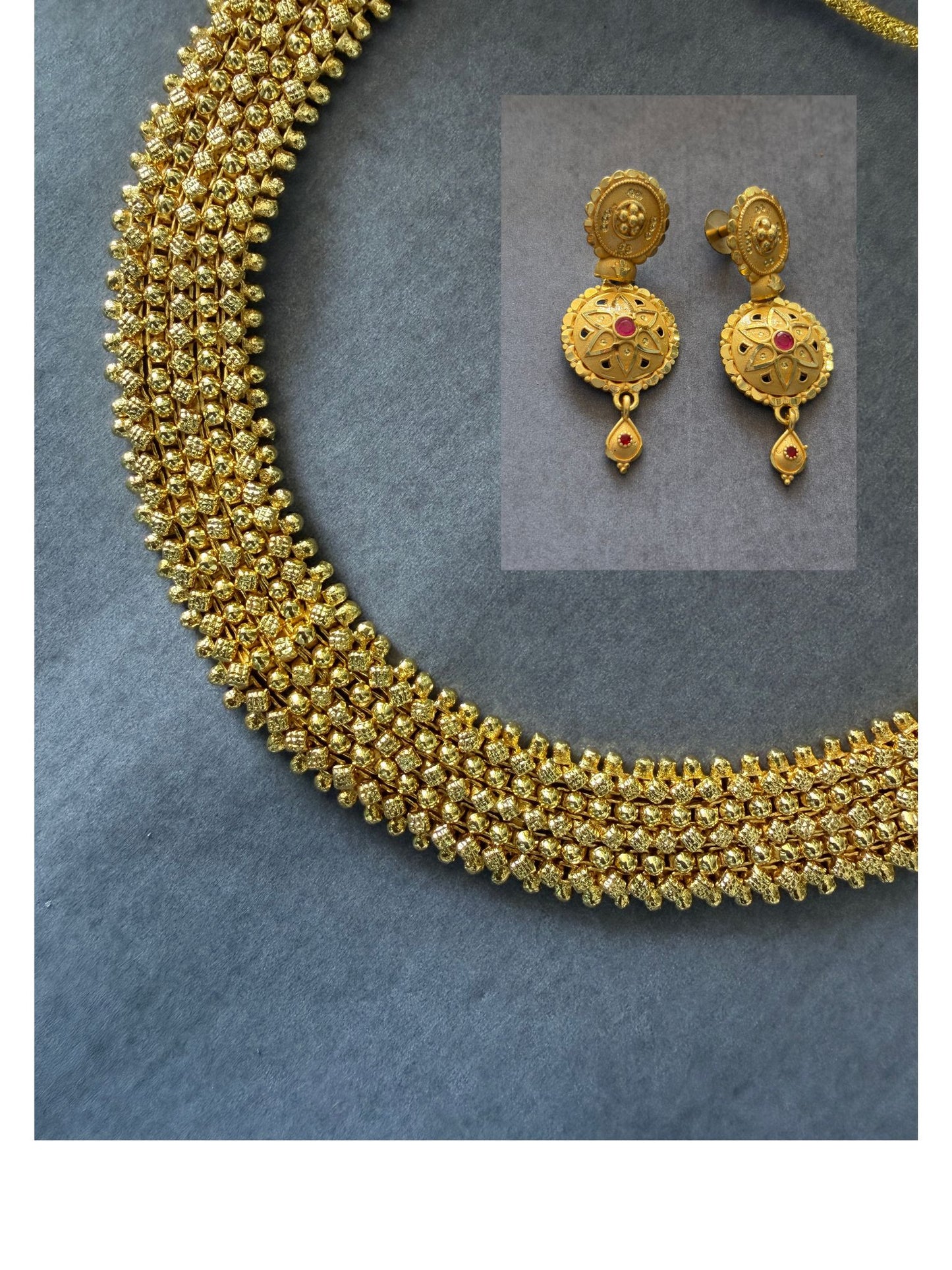Ashwini Golden Necklace
