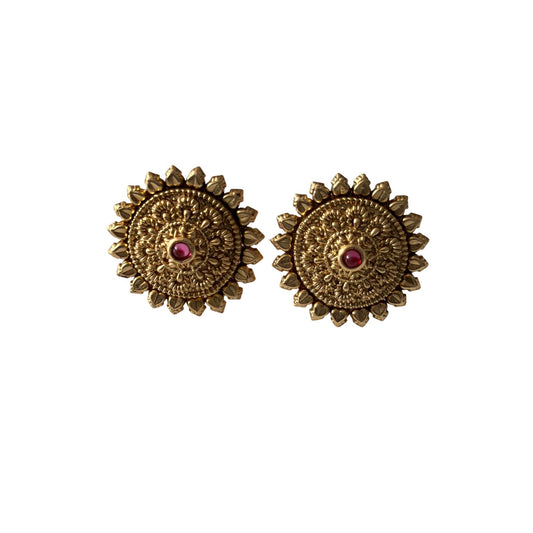 Stunning cute ruby antique gold stud