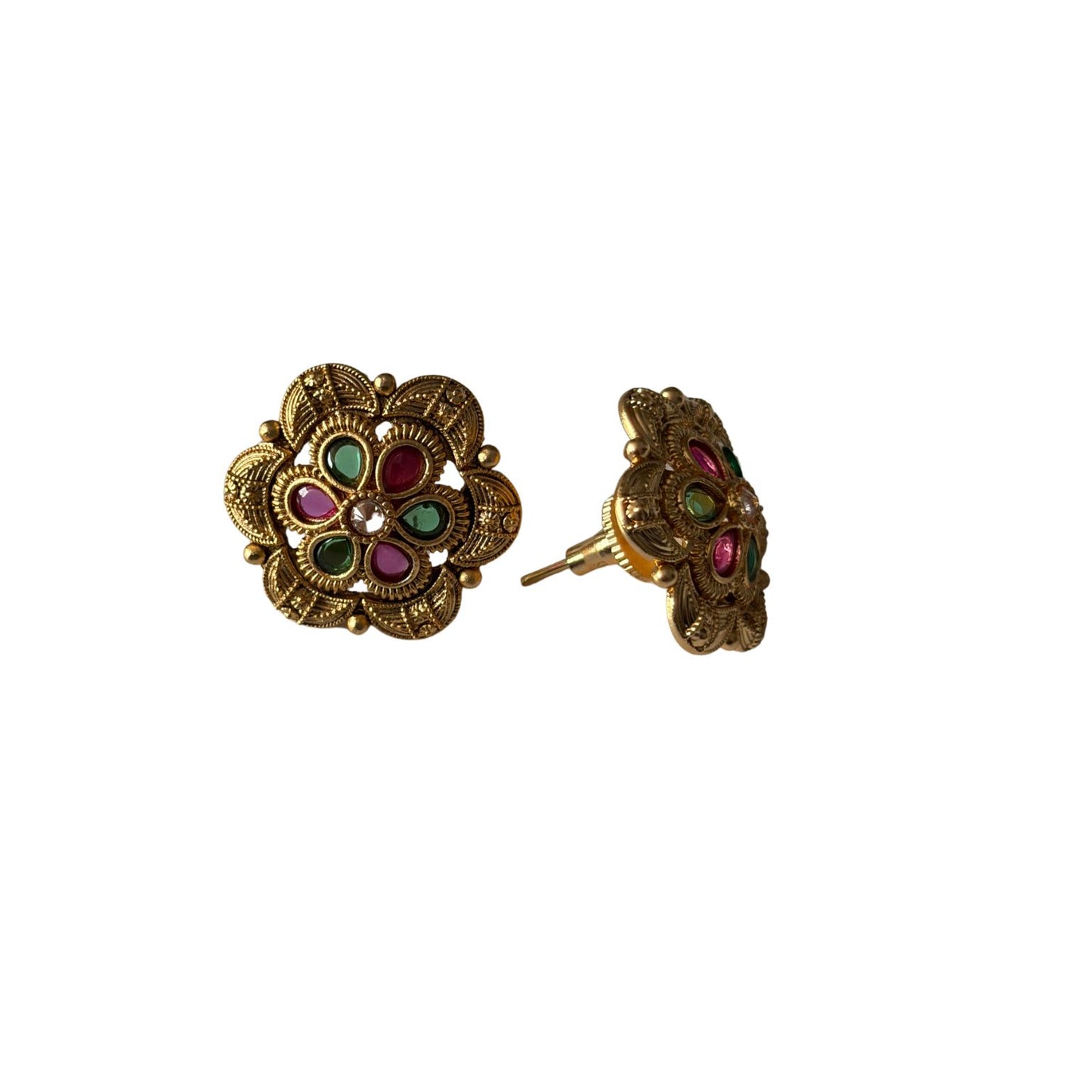 Stunning cute antique gold stud