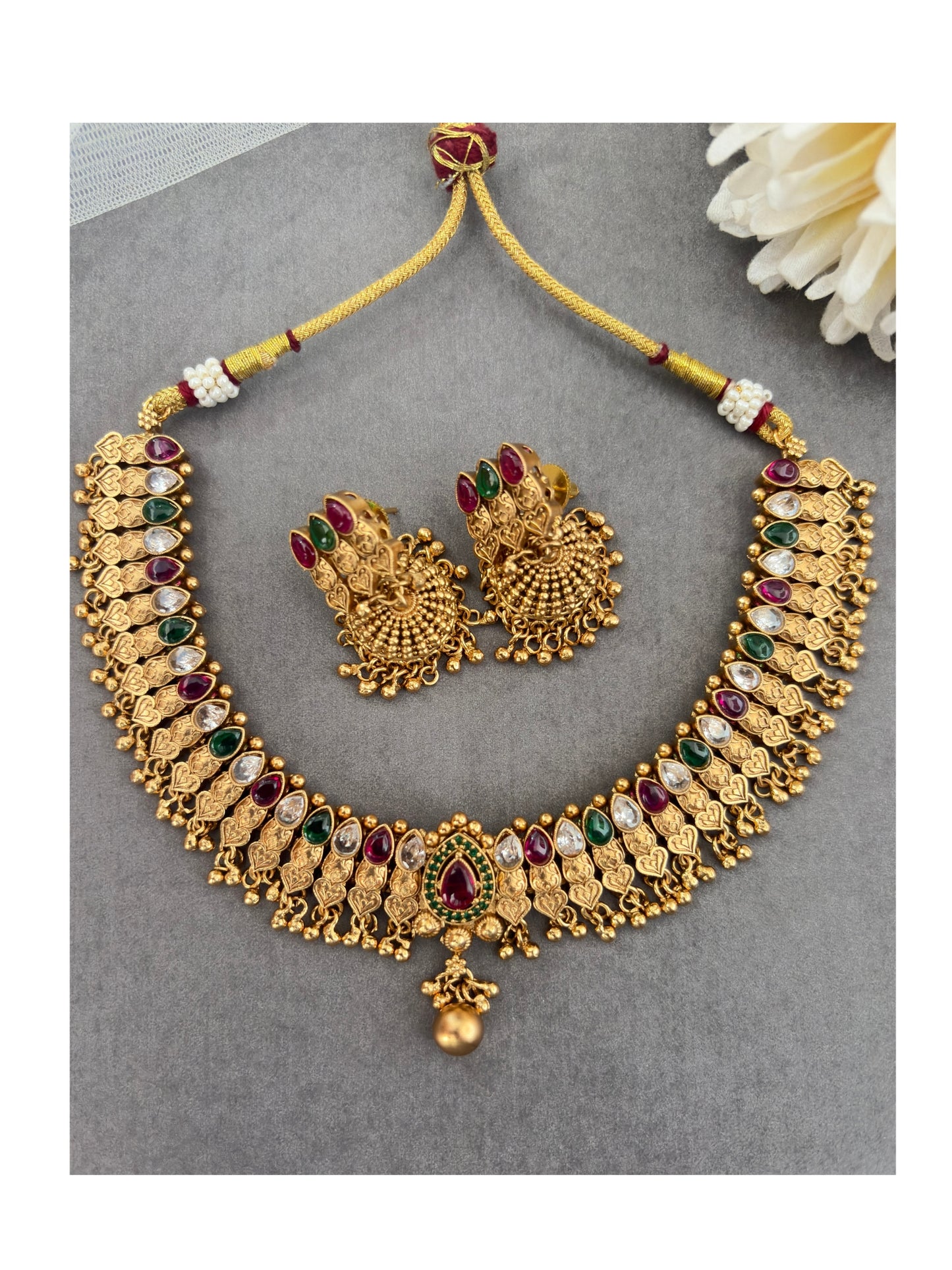 Navratna Grace Choker