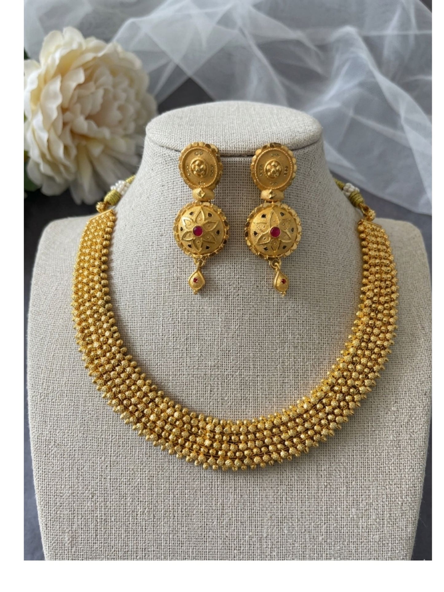 Ashwini Golden Necklace
