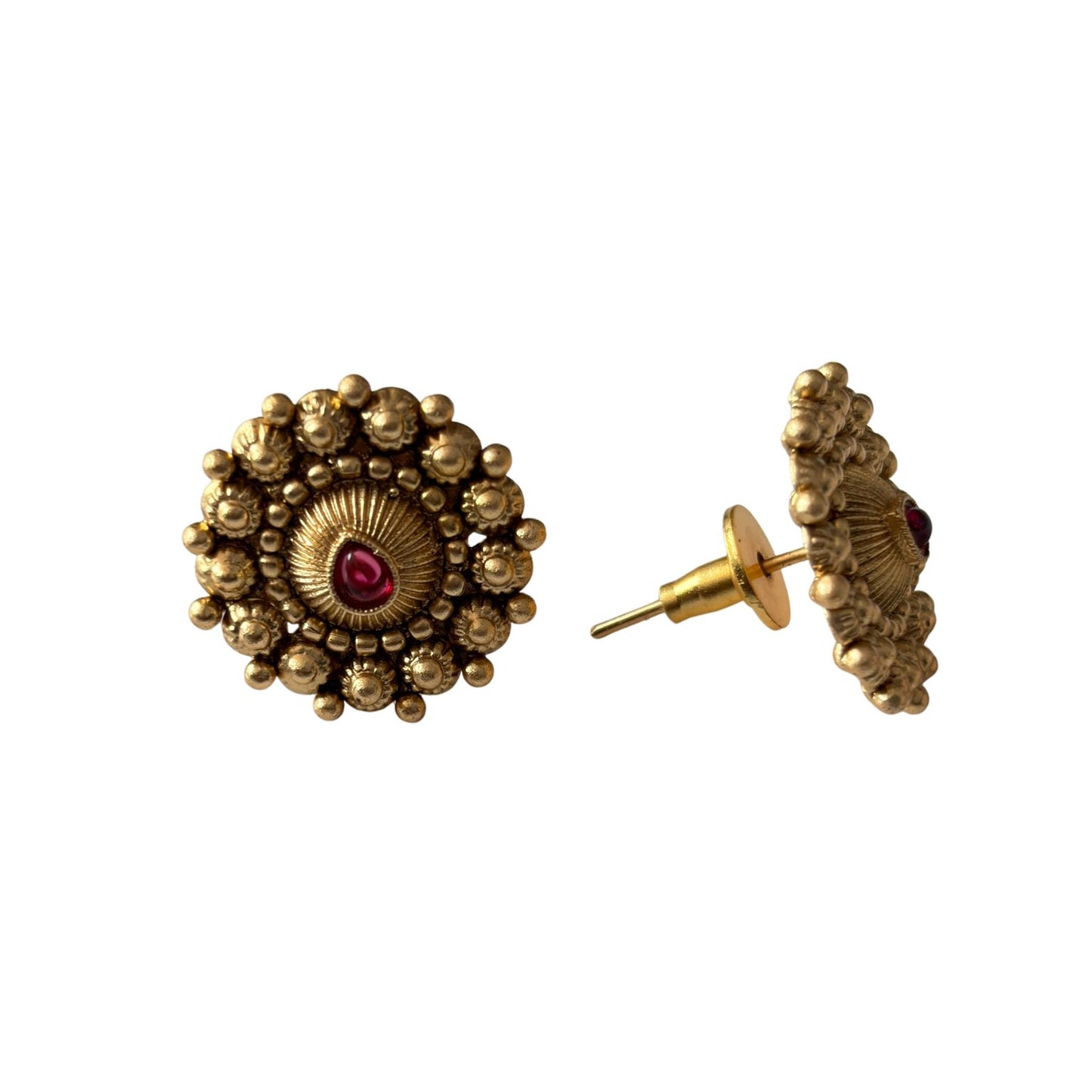 Stunning cute antique gold stud