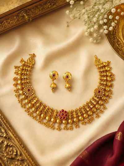 Short Necklaces