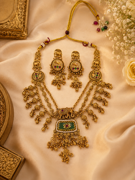Venya Necklace set
