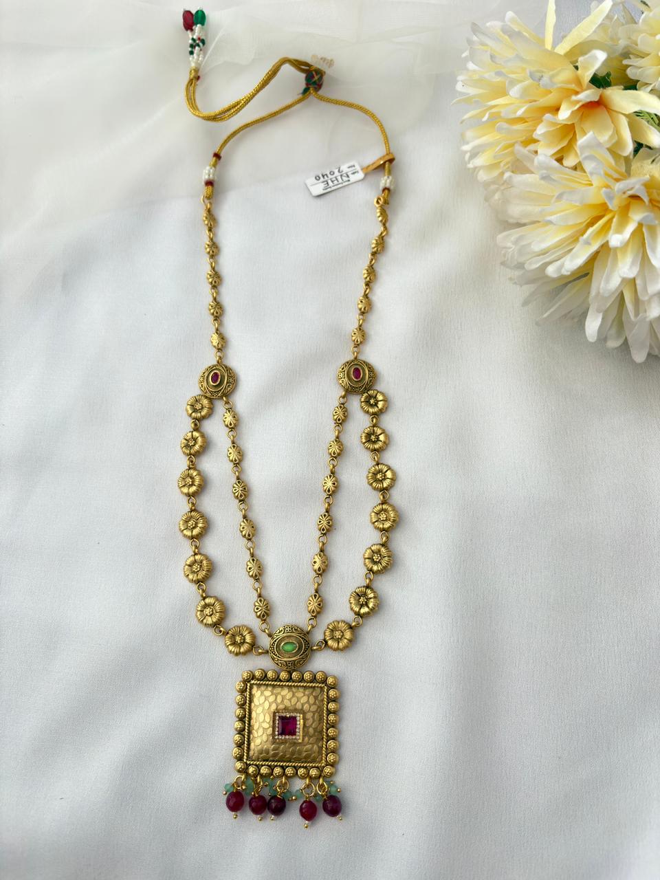 Kalyani Antique Square  Necklace